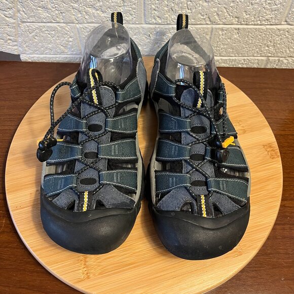 Keen Other - KEEN Men's Newport H2 Closed Toe Sandal Size 8